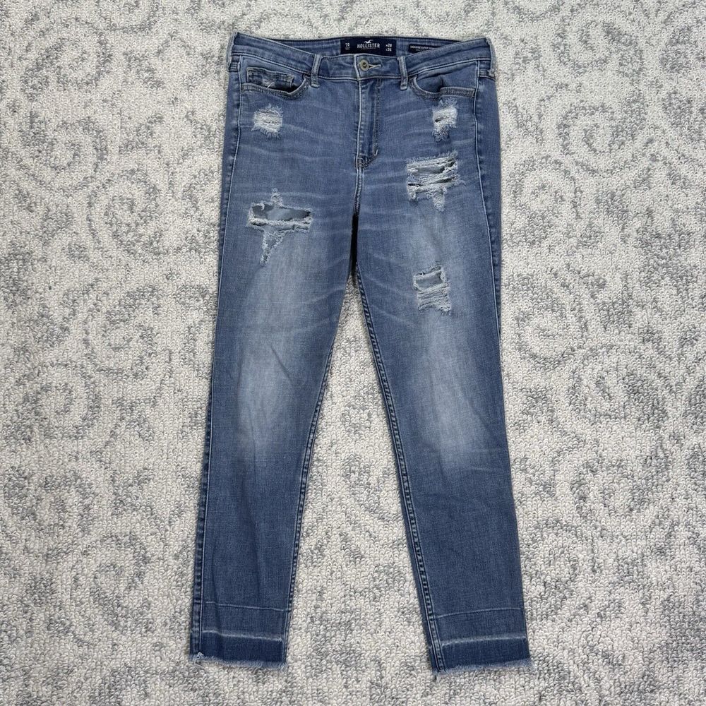 Hollister Women's  High Rise Super Skinny Crop‎ Distressed Size 7R 28/26
